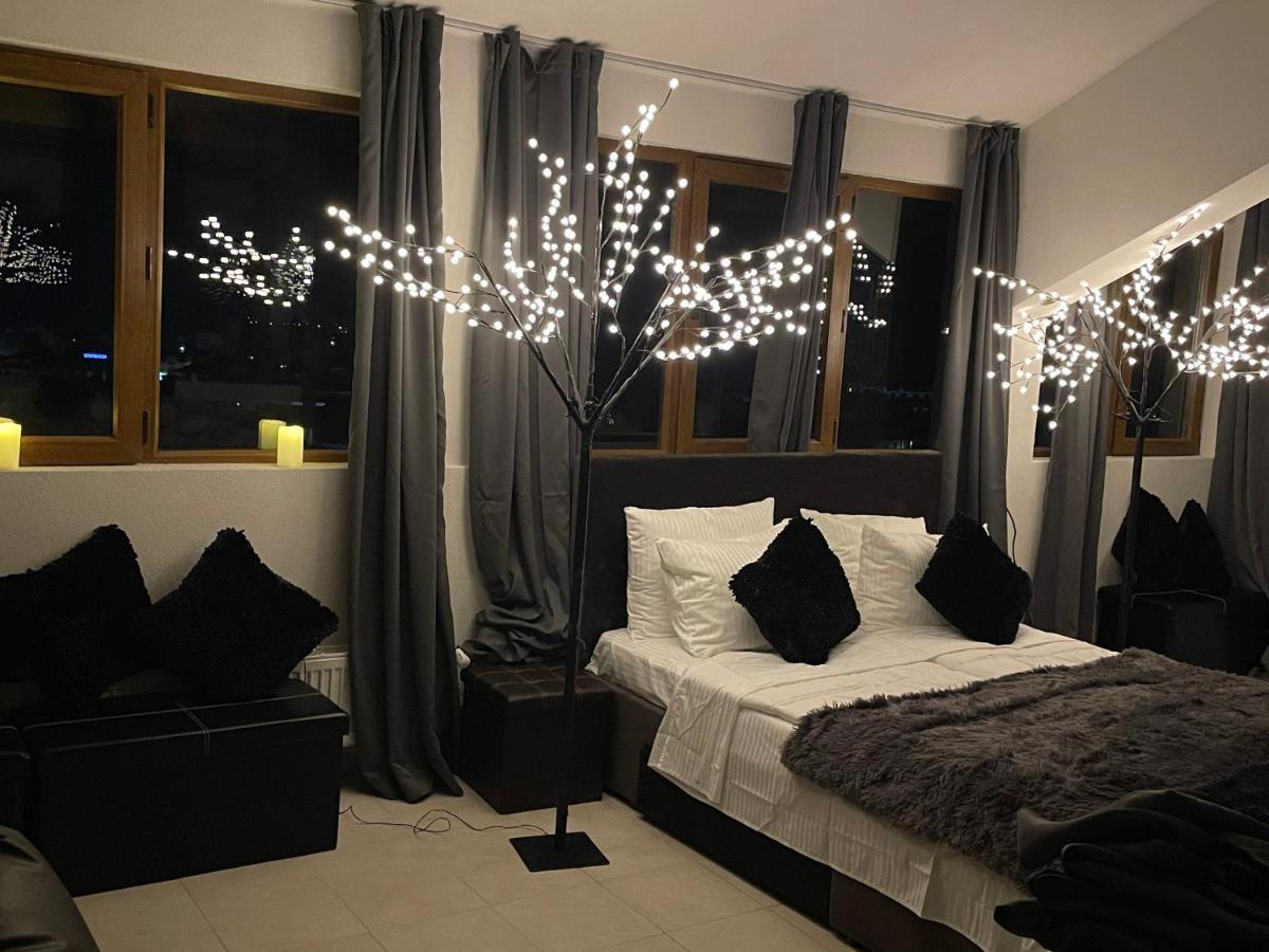 Family Hotel Ski Lift Hotel Бансько Екстер'єр фото