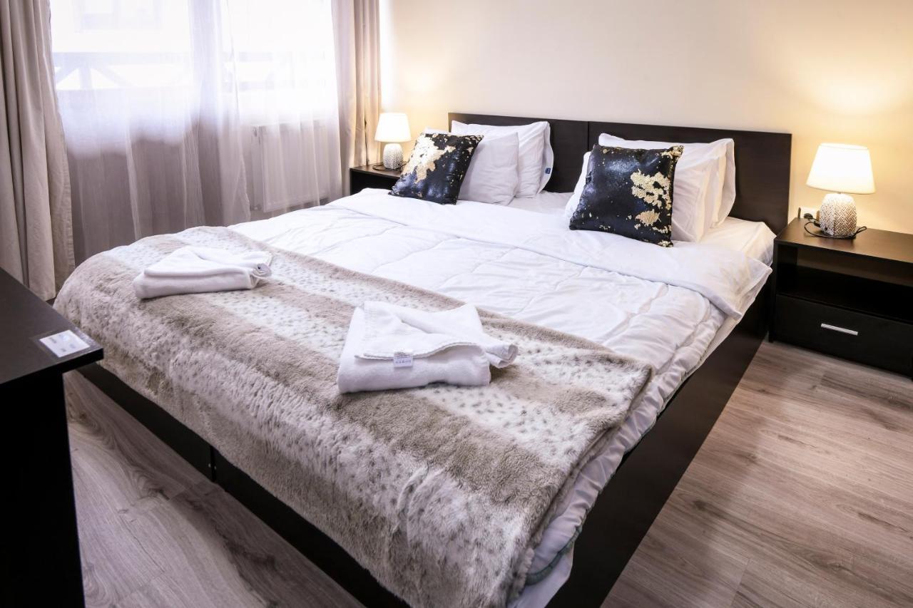 Family Hotel Ski Lift Hotel Бансько Екстер'єр фото